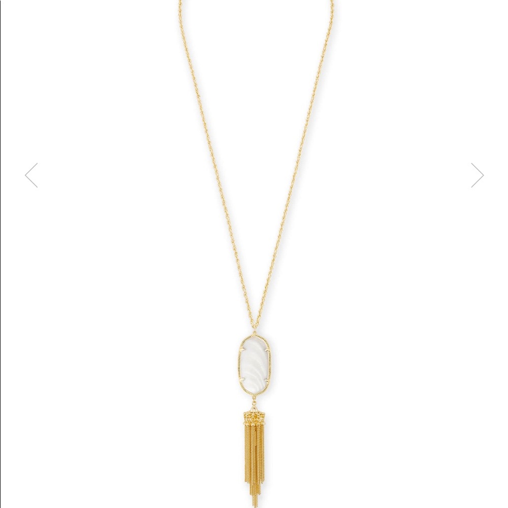 NEVER USED White pearl Rayne pendant necklace